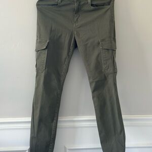 Vince Women’s Olive Cargo Pants Sz 29